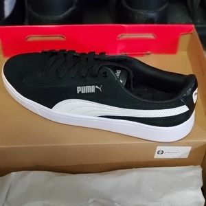 Puma Sneakers